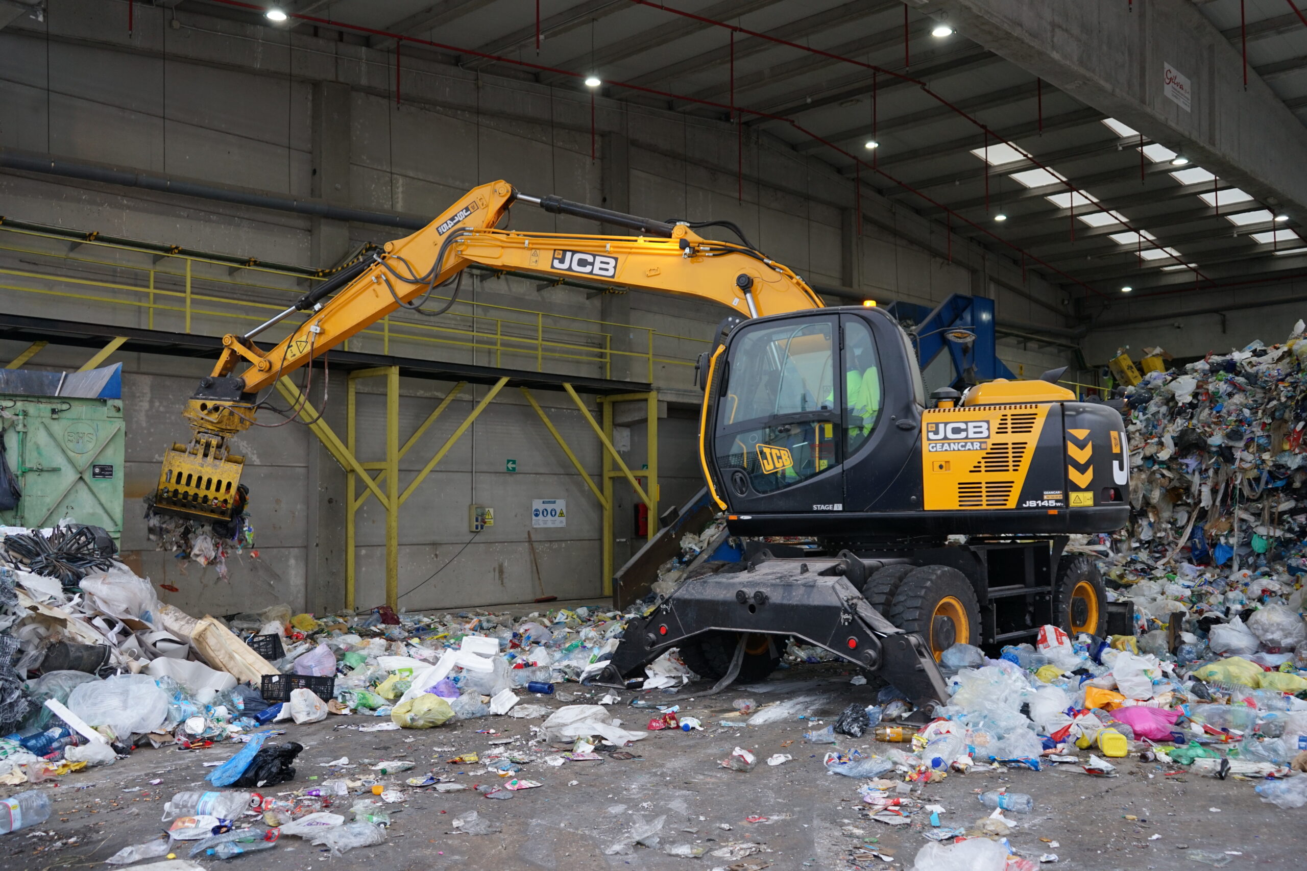 La labor de las plantas de reciclaje es fundamental para conseguir el Residuo Cero