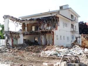 Entre los residuos voluminosos se encuentran los residuos de la Construcción y demolición (RCD)